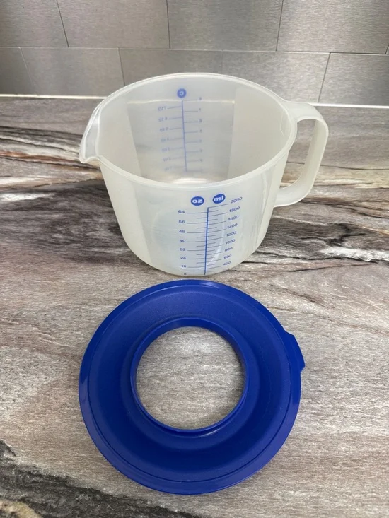 Tupperware Mix n Store - Picture 2 of 7